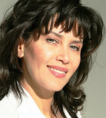 Meet Dr Fern Jean Joseph, a registered specialist orthodontist in Hampstead. Over 20 years of experience in advanced teeth straightening at RP Advanced Dental.